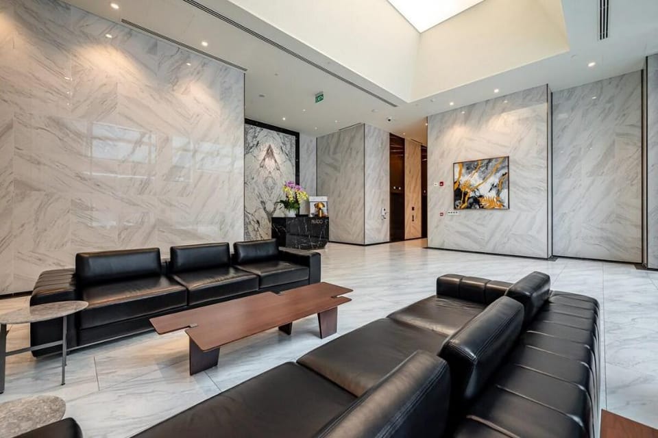 Cozy Apartment with Stunning Pool near Centre Apartment in Ho Chi Minh City