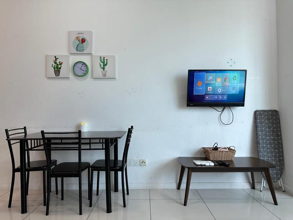 SUTERA AVENUE WT POOL OPP IMAGO 4BR 12-14px 【31C】 Apartment in Kota Kinabalu