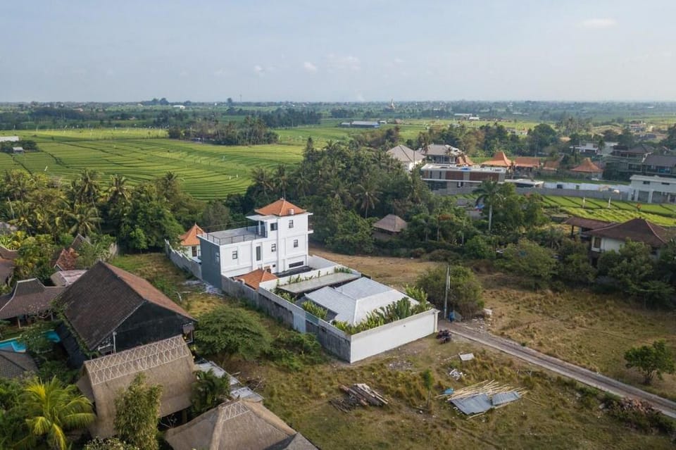 Mundaka Villa by Betterplace Villa in North Kuta