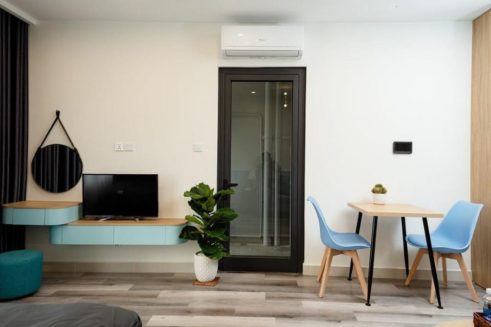 Vinhomes Smartcity- Căn Hộ Dịch Vụ -Zhomestay1219 Apartment in Laos