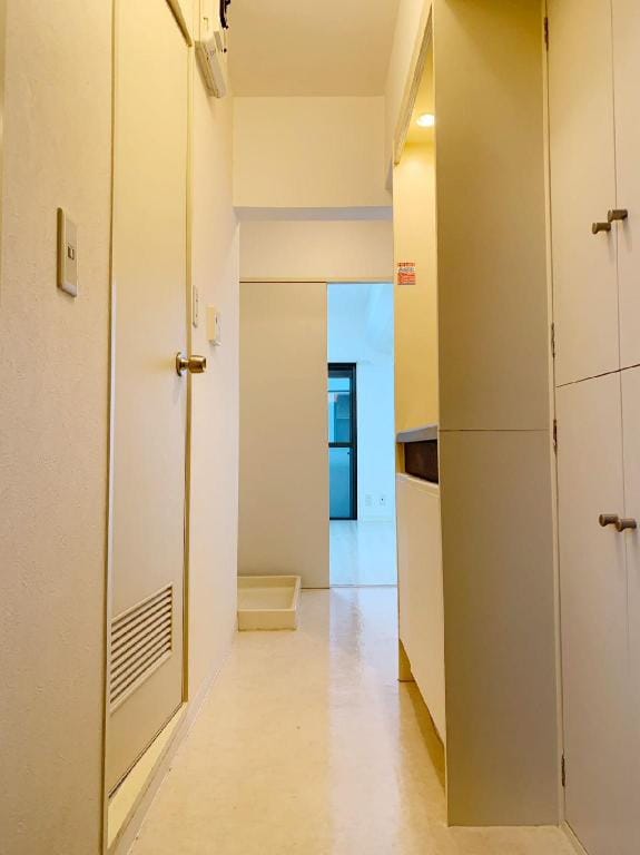 Near Shinjuku/Nishi Shinjuku 6 min. Shinjuku/Subway Station 6 min/High-speed internet Room 203 Vacation rental in Shibuya