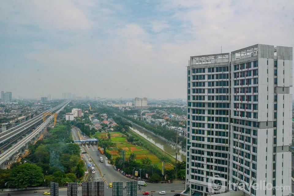 Minimalist Studio at Grand Dhika City By Travelio Apartment in West Java