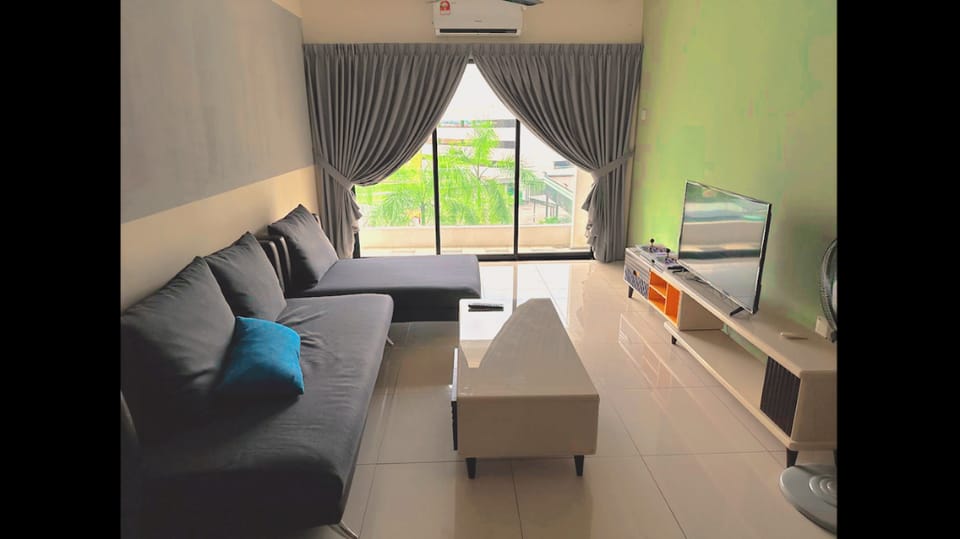 Arcade Game Room Manhattan WaterPark Condo 5pax Vacation rental in Ipoh
