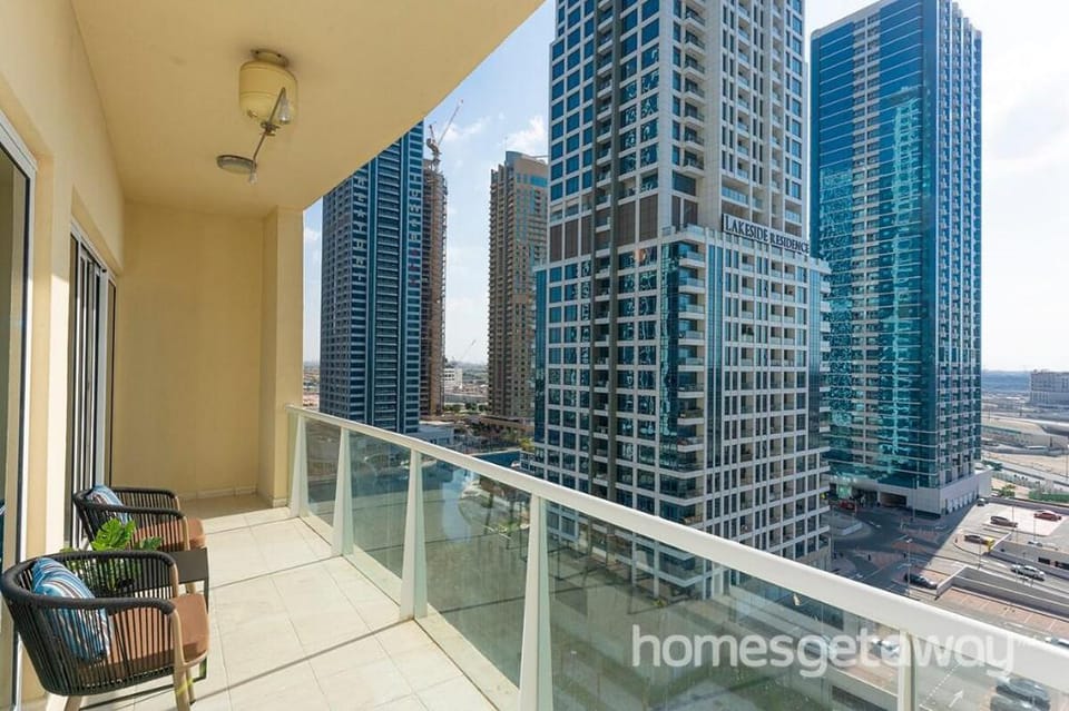 HomesGetaway-1BR Spacious Apartment inJLT-ClusterB Apartment in Dubai