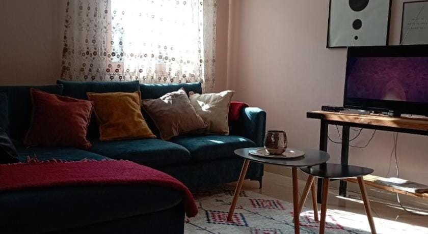 Mine Peza City Center Apartment in Tirana