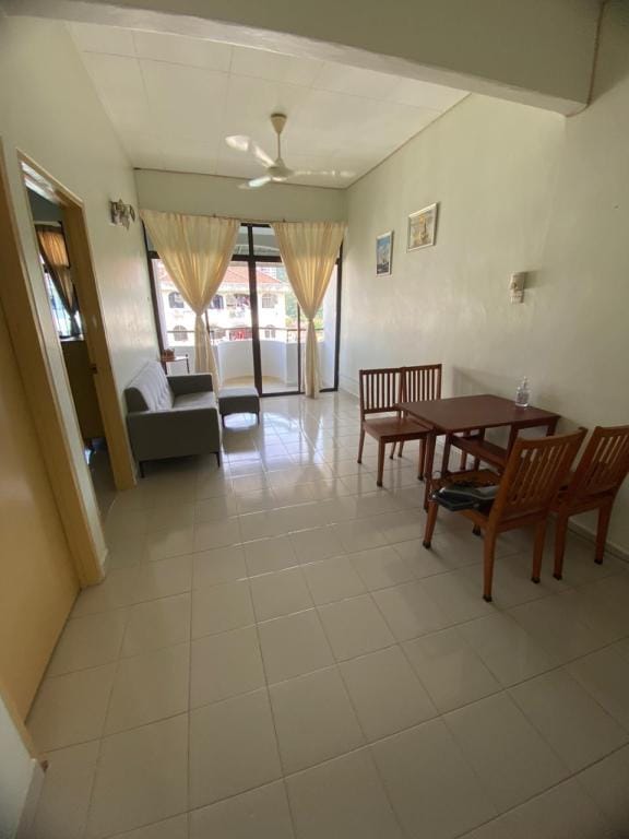 Batu ferringhi homestay 3R2B 5PAX Apartment in Batu Ferringhi, Penang, Malaysia