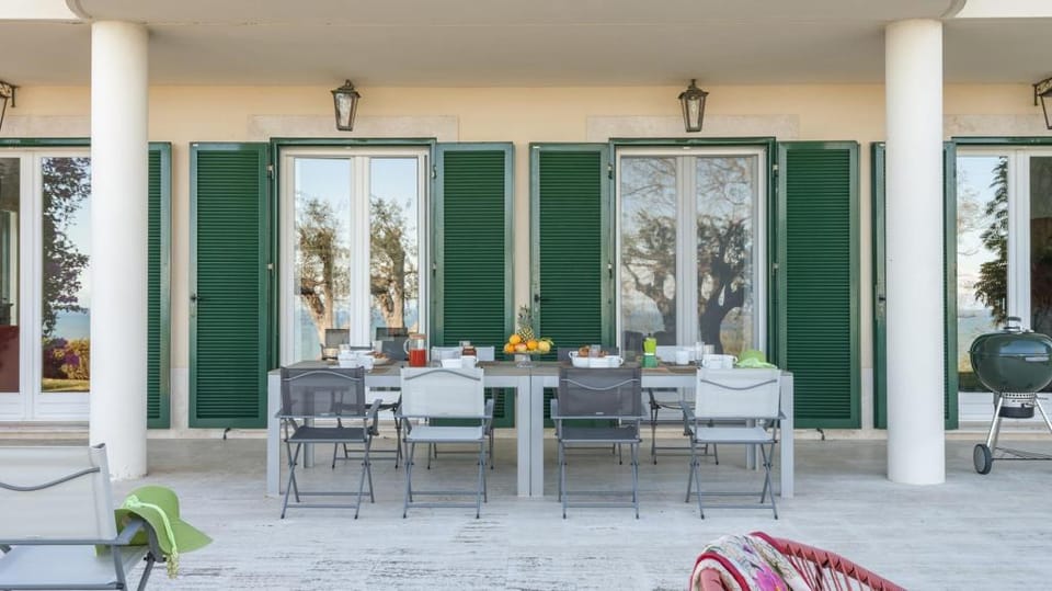 Villa Lucente 6+2 Apartment in Abruzzo