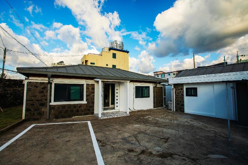 jungideunjip Vacation rental in South Korea