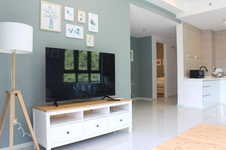 Cozy Suite 2 with Mountain and Theme Park Views Apartment in Perak