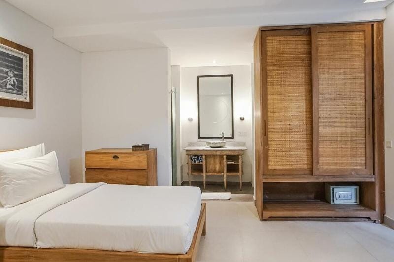 Earthy Minimalist 2BR Private Villa in Nusa Dua Villa in Bali