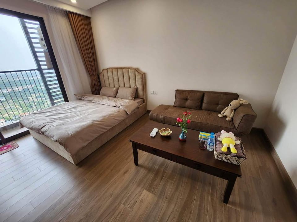 Homestay Ecopark xanh Apartment in Laos
