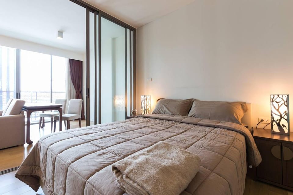 Entire house - 5 stars 1 BedroomTub BathShower Bangkok Downtown Near Emquartier Shopping Mall Apartment in Bangkok