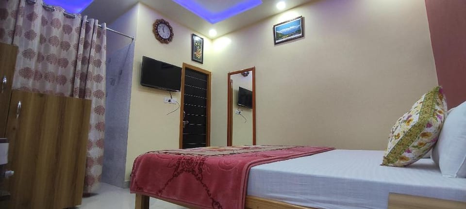 Saket home stay  Vacation rental in Uttarakhand