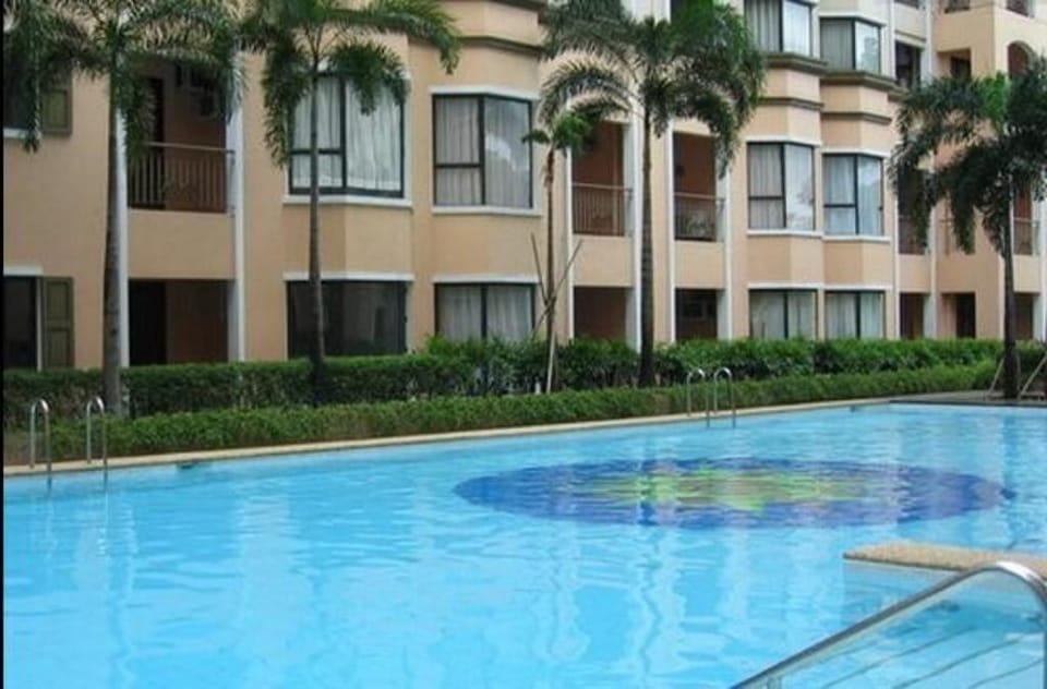 Relaxing 3Bedroom with Free Wi-fi and parking Apartment in Pasay