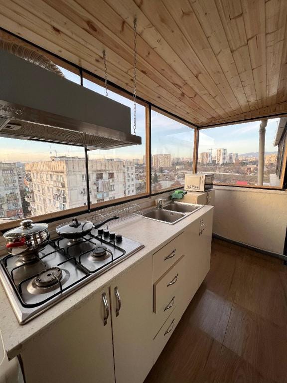 Rooms on the 9th floor. Shared terrace roof view Apartment in Tbilisi, Georgia