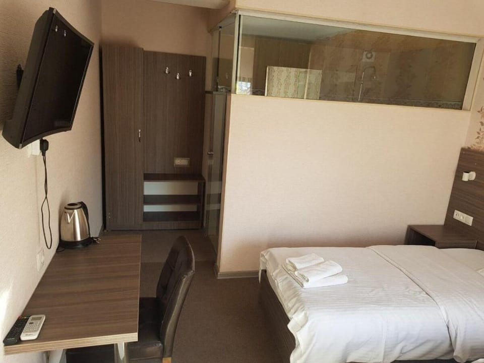M9 hotel numbers near Isani metro Apartment in Tbilisi, Georgia