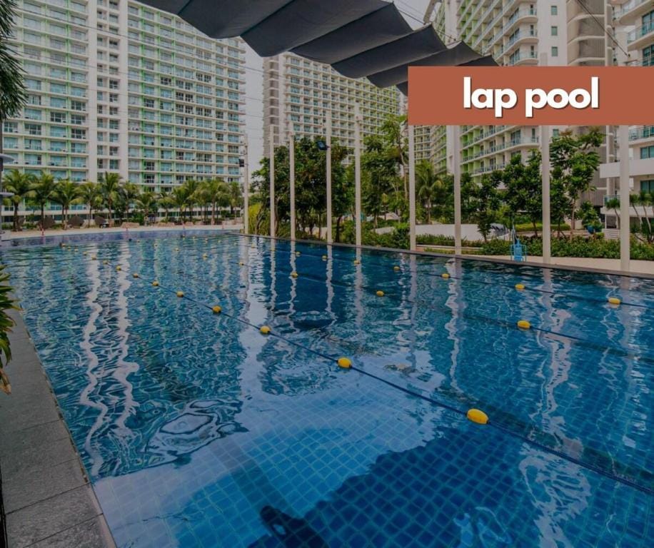 Fully-furnished 1BR suite near NAIA Vacation rental in Pasay