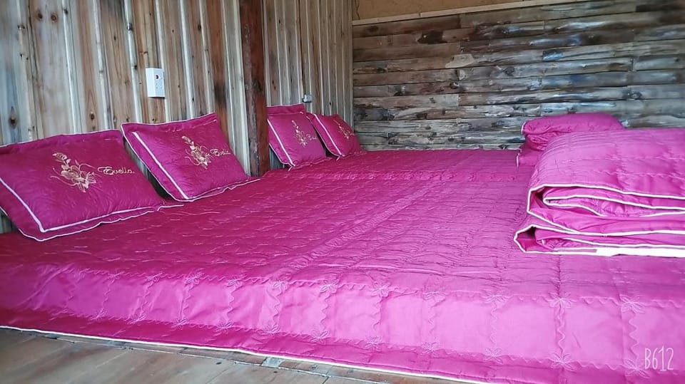 HUY HOMESTAY  Apartment in Vietnam