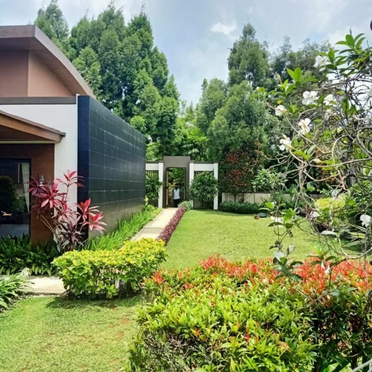 Villa Argopuro Vimala Hills Bogor Villa in West Java