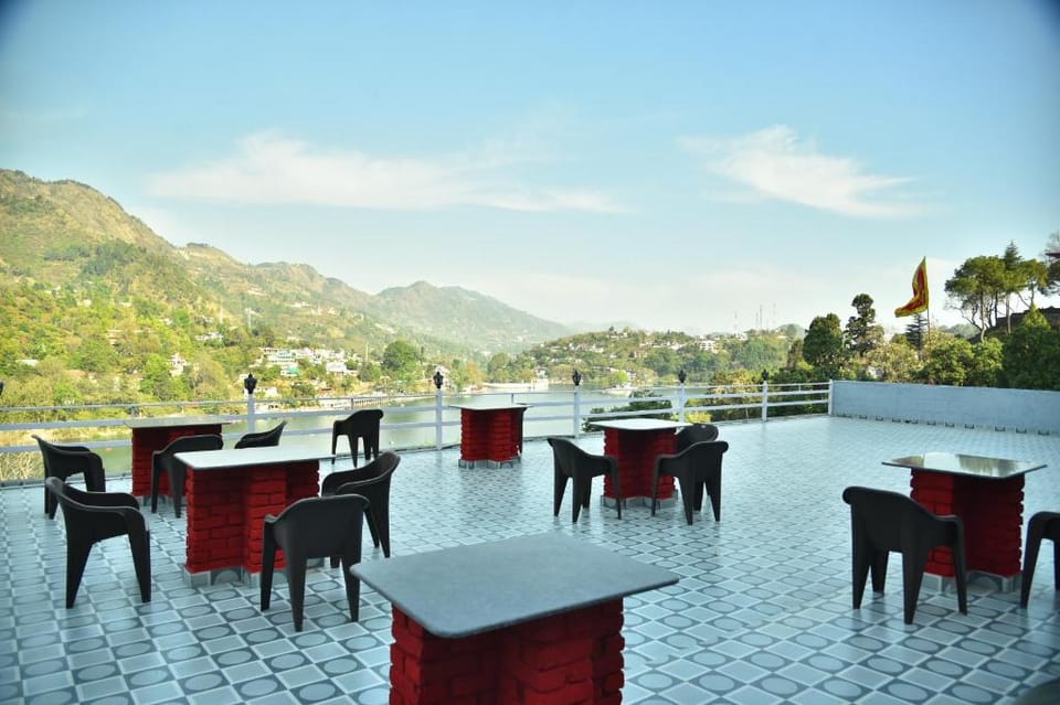 Hotel Lake Paradise Inn Hotel in Uttarakhand