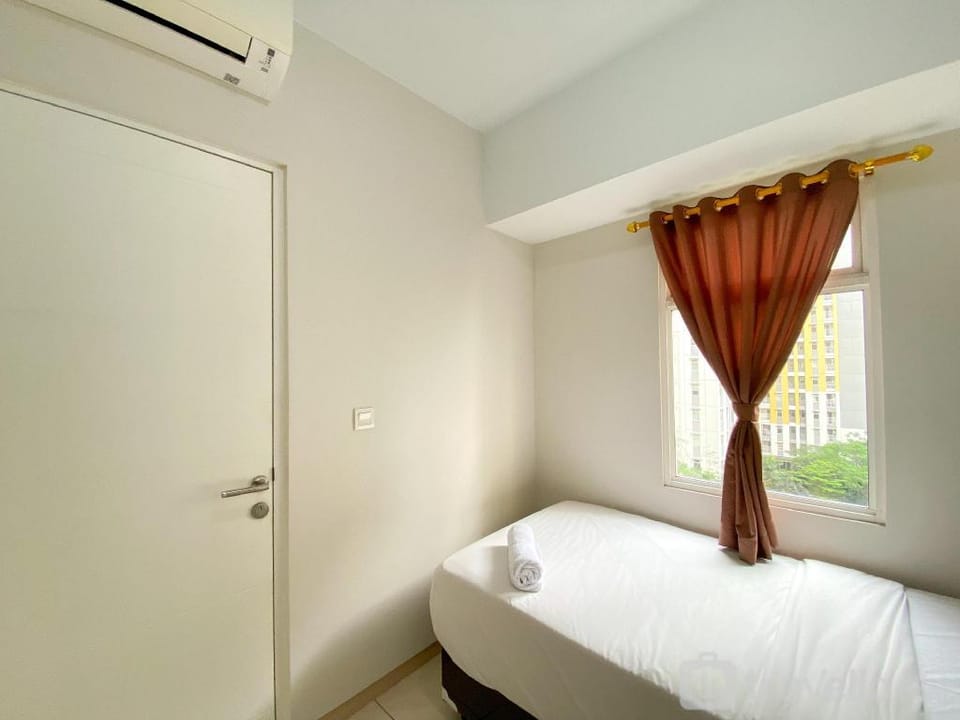 Comfy 2BR Springlake Bekasi near Mall By Travelio Apartment in West Java