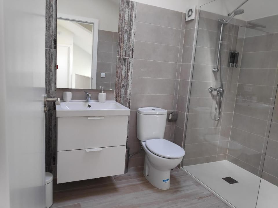 Spacious rustic cottage surrounded by nature Vacation rental in Terra de Soneira