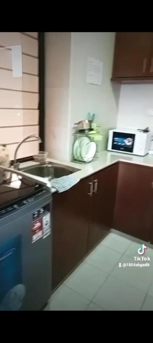 Sri Sayang Apartment  Apartment in Batu Ferringhi, Penang, Malaysia