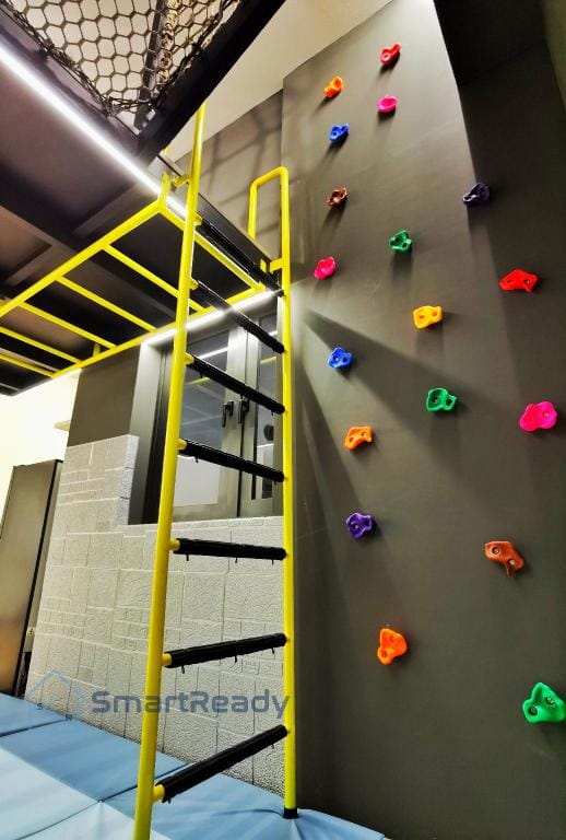 Iron Man Theme Homestay Near Legoland Johor -SR Home Apartment in Johor