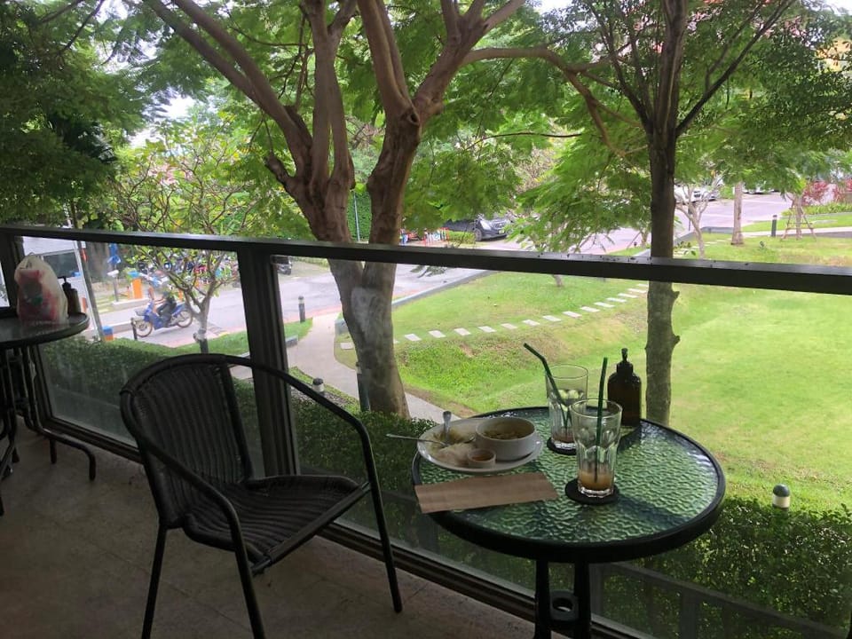 Unixx高层海景一室一厅，距离海滩和步行街10分钟 Apartment in Pattaya City