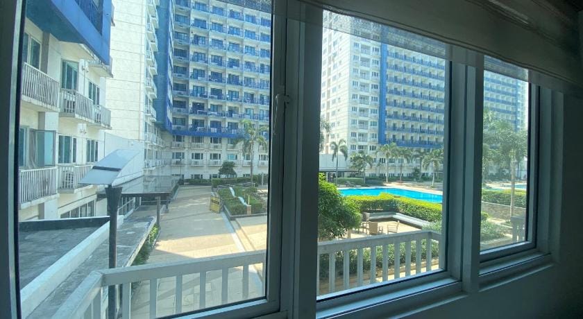 Madison's Place at Sea MOA Apartment in Pasay