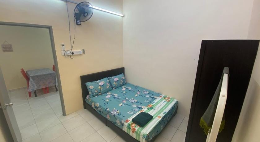 Homestay Cikgu Muaz (MUSLIM) Vacation rental in Perak