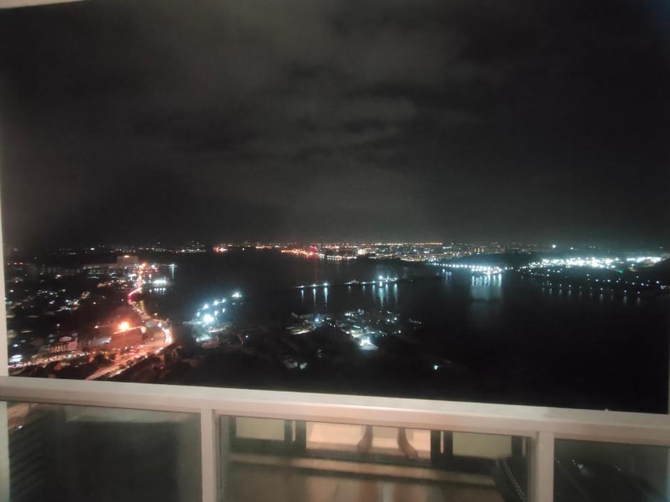 R&F Princess Cove Seaview High Floor Homely & Safe Apartment in Johor Bahru