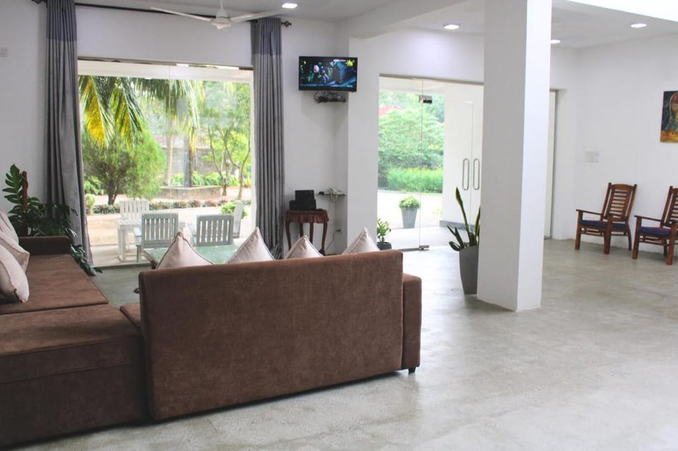 Savendro Hotel in Southern Province