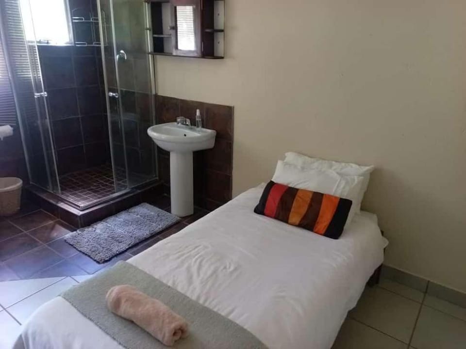 Time Out Lodge Apartment in South Africa