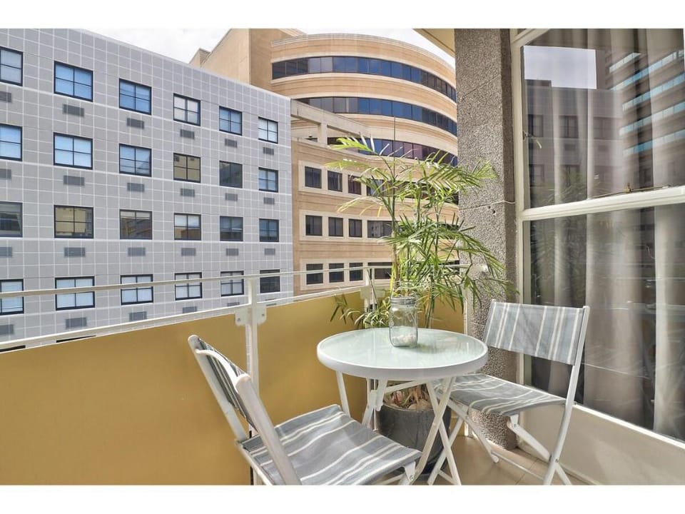 Studio apartment with private access Apartment in Cape Town