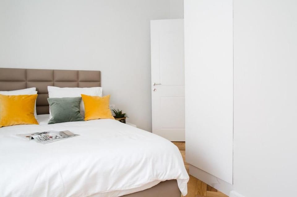 Stunning Sea View Apartment Vacation rental in Tel Aviv-Yafo