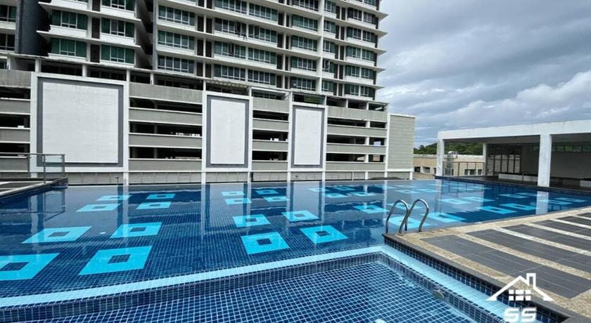 Austin Studio 1 queen bed + 2 singer floor bed Apartment in Johor Bahru