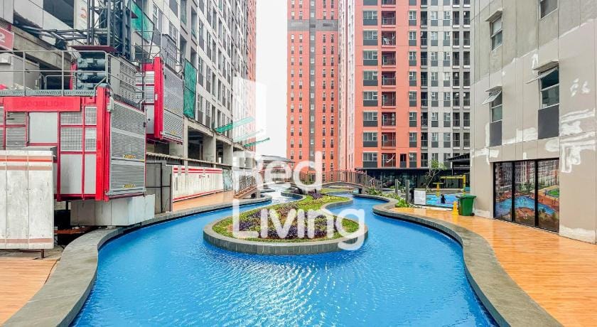 RedLiving Apartemen Transpark Juanda - Icha Rooms Tower Jade with Netflix Hotel in West Java