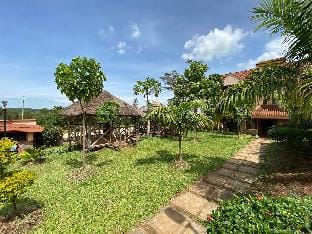 Stunning 2BR Bed & Breakfast at View Point Resort Vacation rental in Uganda