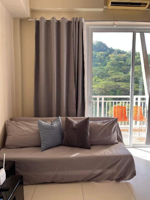 Pico De Loro Penthouse 1br unit - HabiSpace Apartment in Nasugbu
