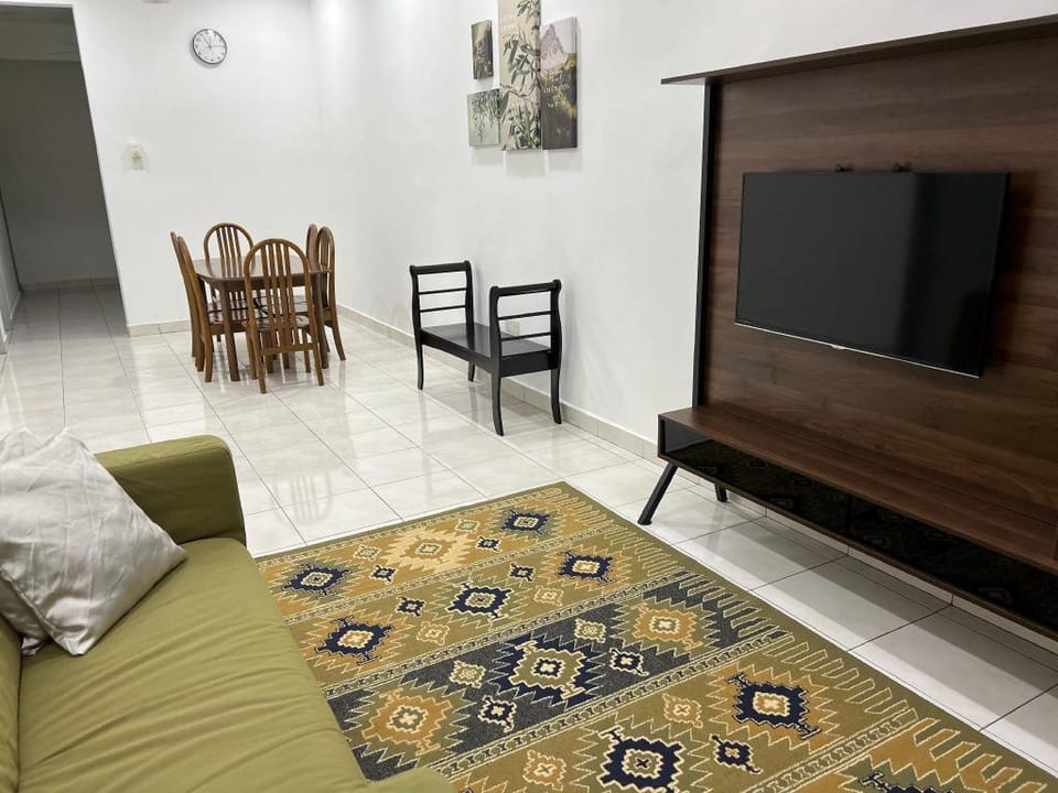 Tebrau AR Homestay-Near AEON,IKEA&Toppen with Pool Vacation rental in Johor Bahru