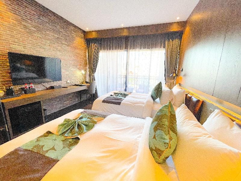 Deluxe Twins Suite & SkyBar Phnom Penh by Habitat Apartment in Phnom Penh Province