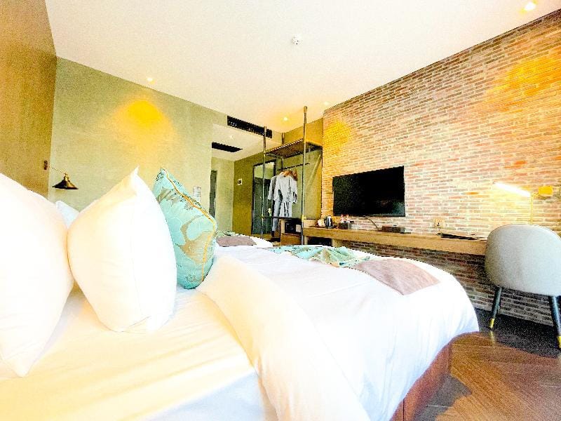 Deluxe Twins Suite & SkyBar Phnom Penh by Habitat Apartment in Phnom Penh Province