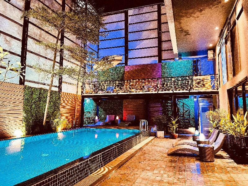 Deluxe Twins Suite & SkyBar Phnom Penh by Habitat Apartment in Phnom Penh Province
