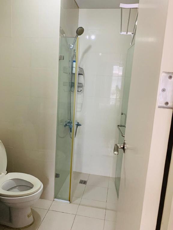Studio Unit 9th FL w/ Balcony near NAIA T3 Airport Apartment in Pasay