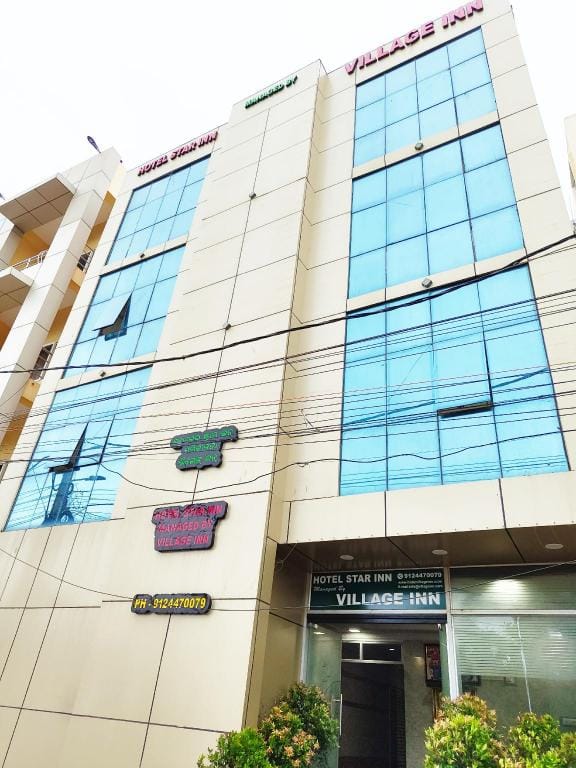 Goroomgo Serenity Grand Near Light House Sea Beach Puri Hotel in West Bengal