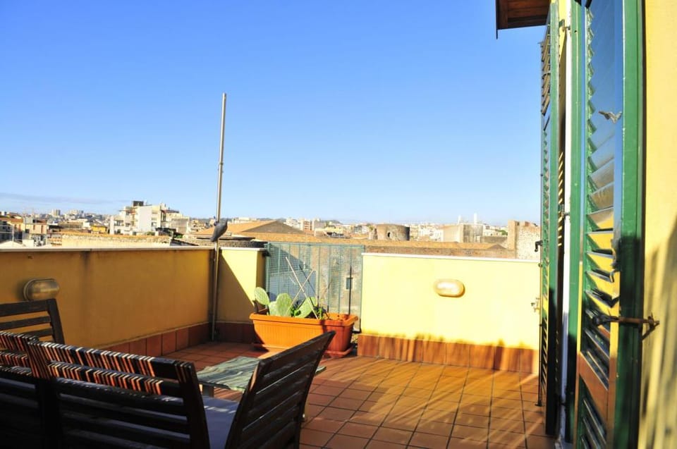 Terrazza sul Castello Ursino by Wonderful Italy Apartment in Catania