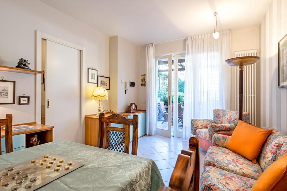 Al Vittoriale 3 by Wonderful Italy Apartment in Lake Garda