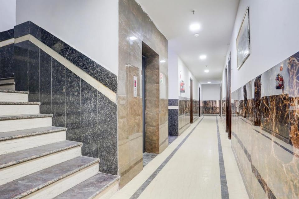Super Collection O Mahipalpur Near Airport Formerly Jindal Palace Hotel in New Delhi