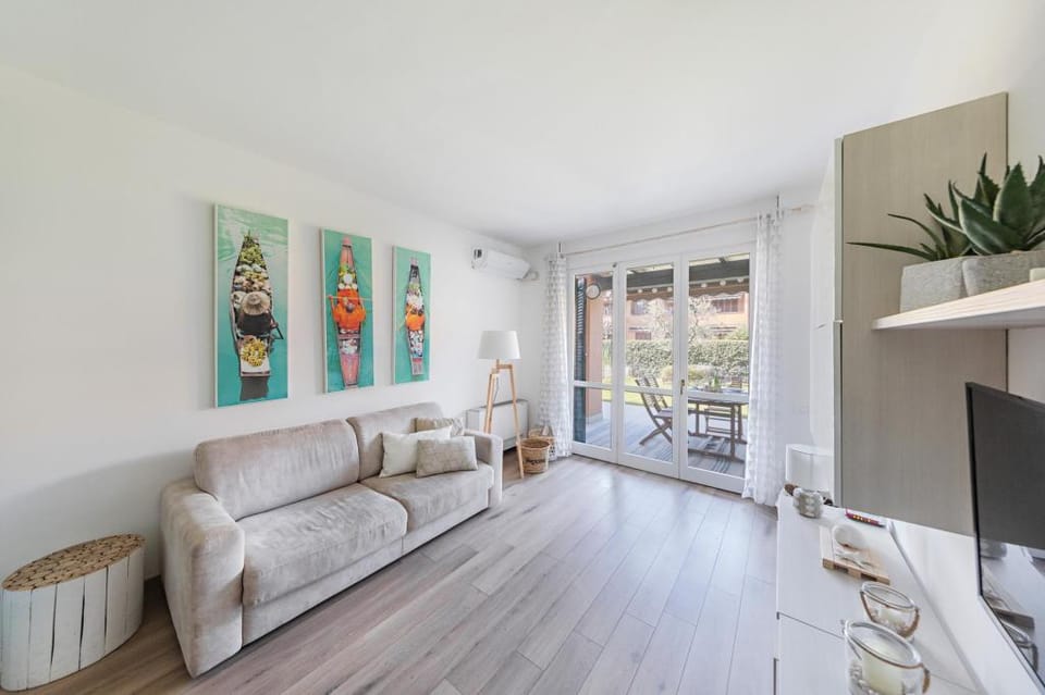 Artemisia 10 Apartment by Wonderful Italy Apartment in Sirmione